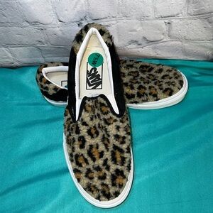 Vans Leopard Faux Fur Shoes Skate Women’s Size 7.5 NWT